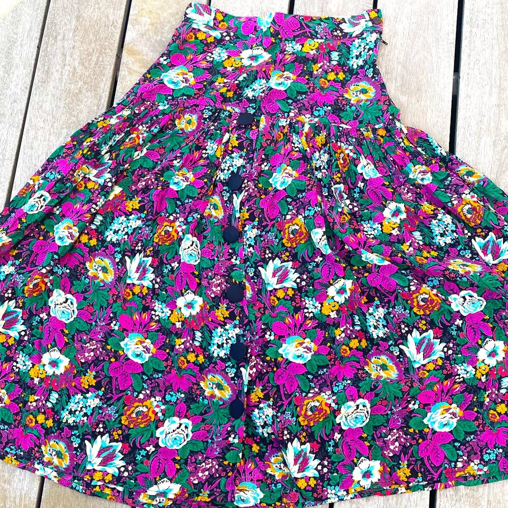 Women's Medium Anna Ferrari Made in Italy Purple Floral Midi Skirt - Brand New!